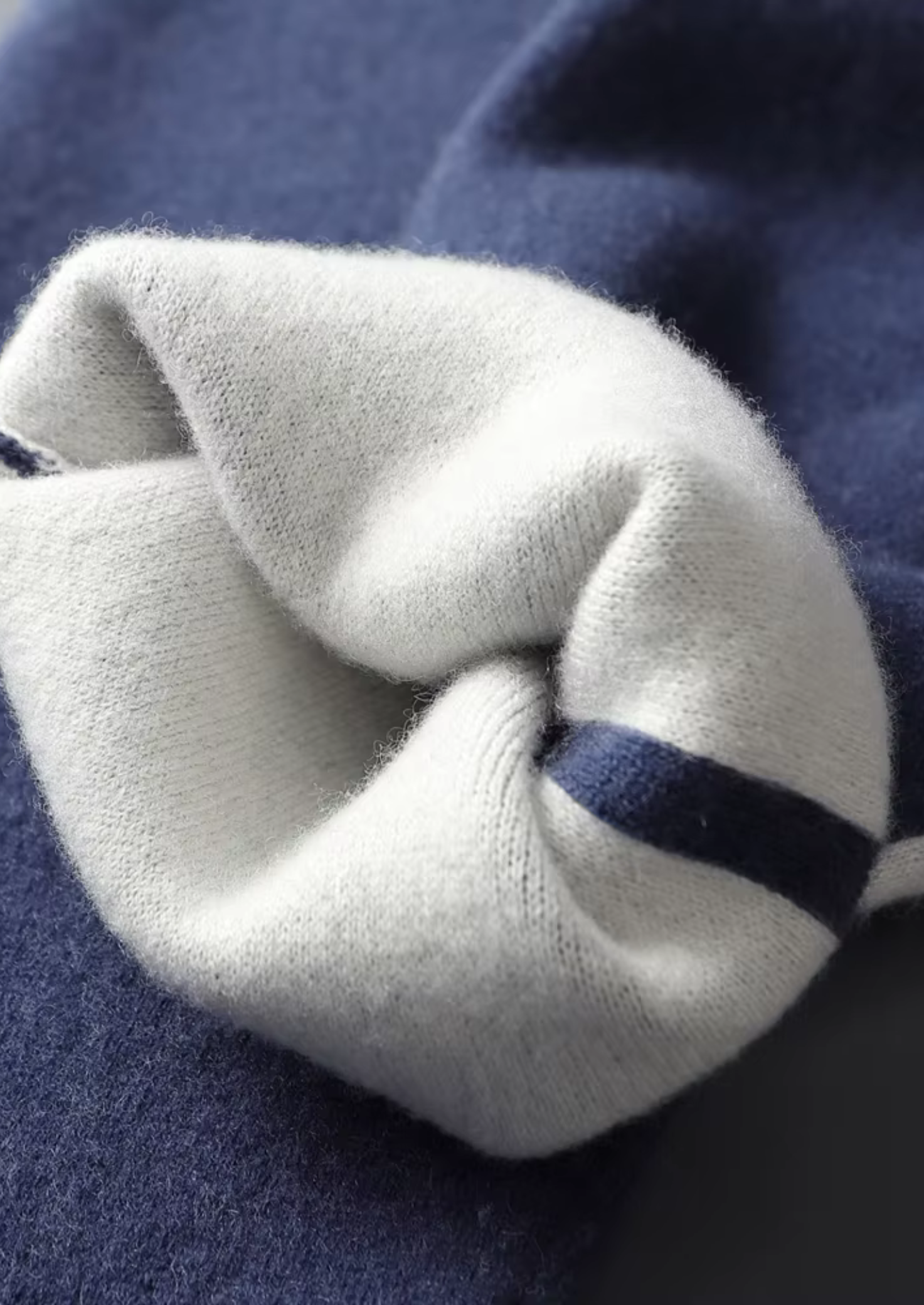 CONJUNTO MILANO DE LAZER EM CASHMERE PREMIUM AZUL-MARINHO