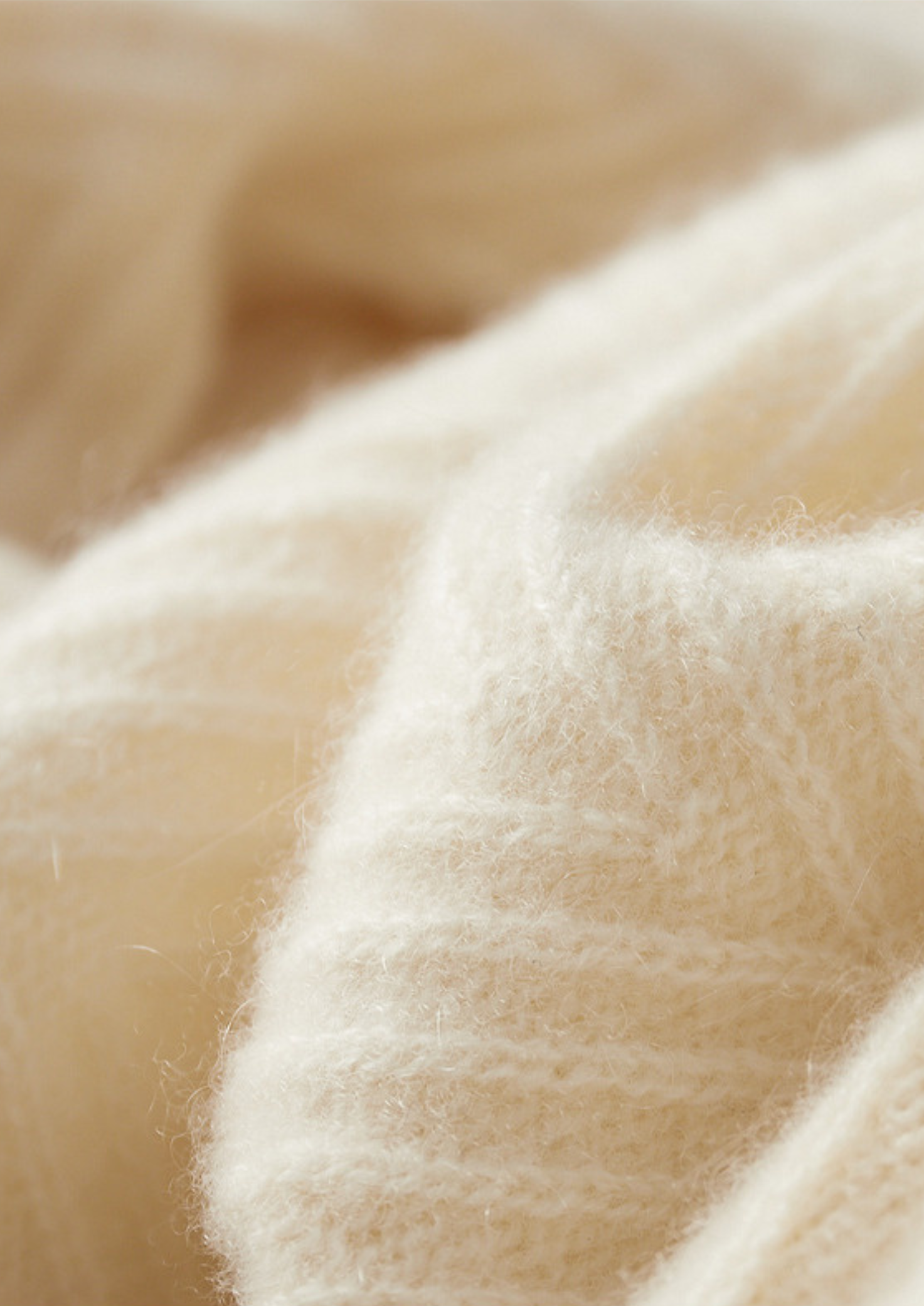 Suéter Gola Careca Cashmere Puro Espinha-de-Peixe Marfim