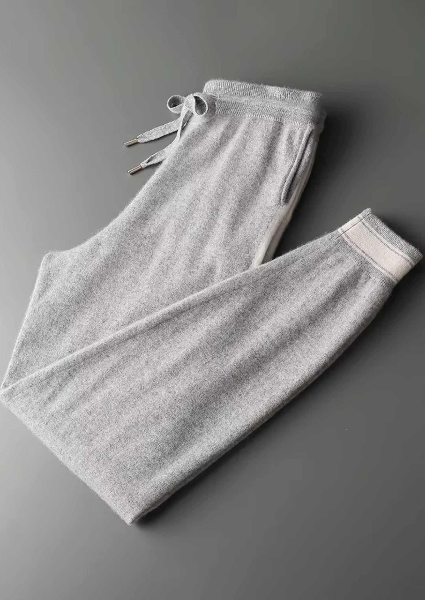 Conjunto Vienna Leisure Cinza Claro em Cashmere Premium