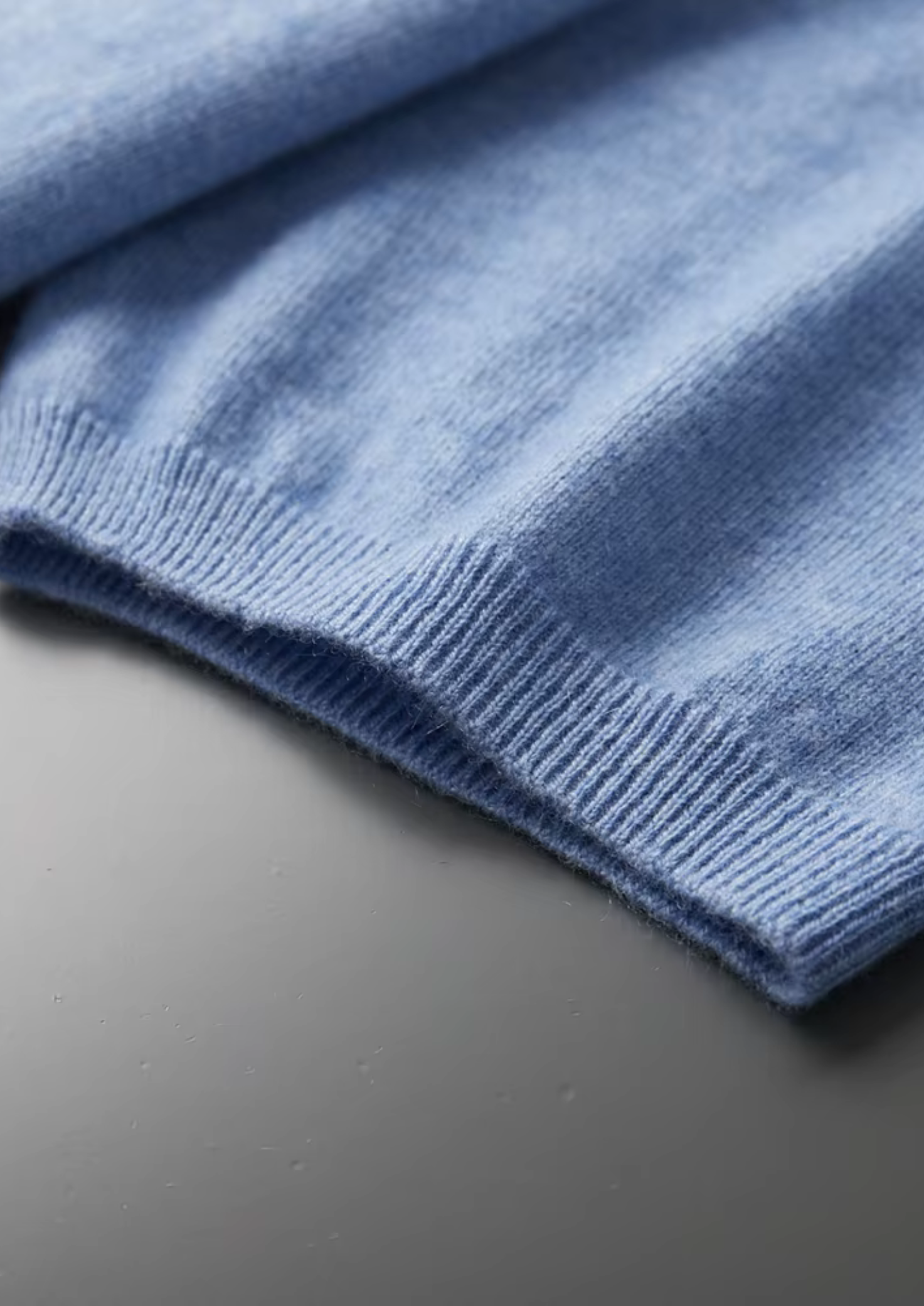 Camiseta Gola Alta em Cashmere Premium