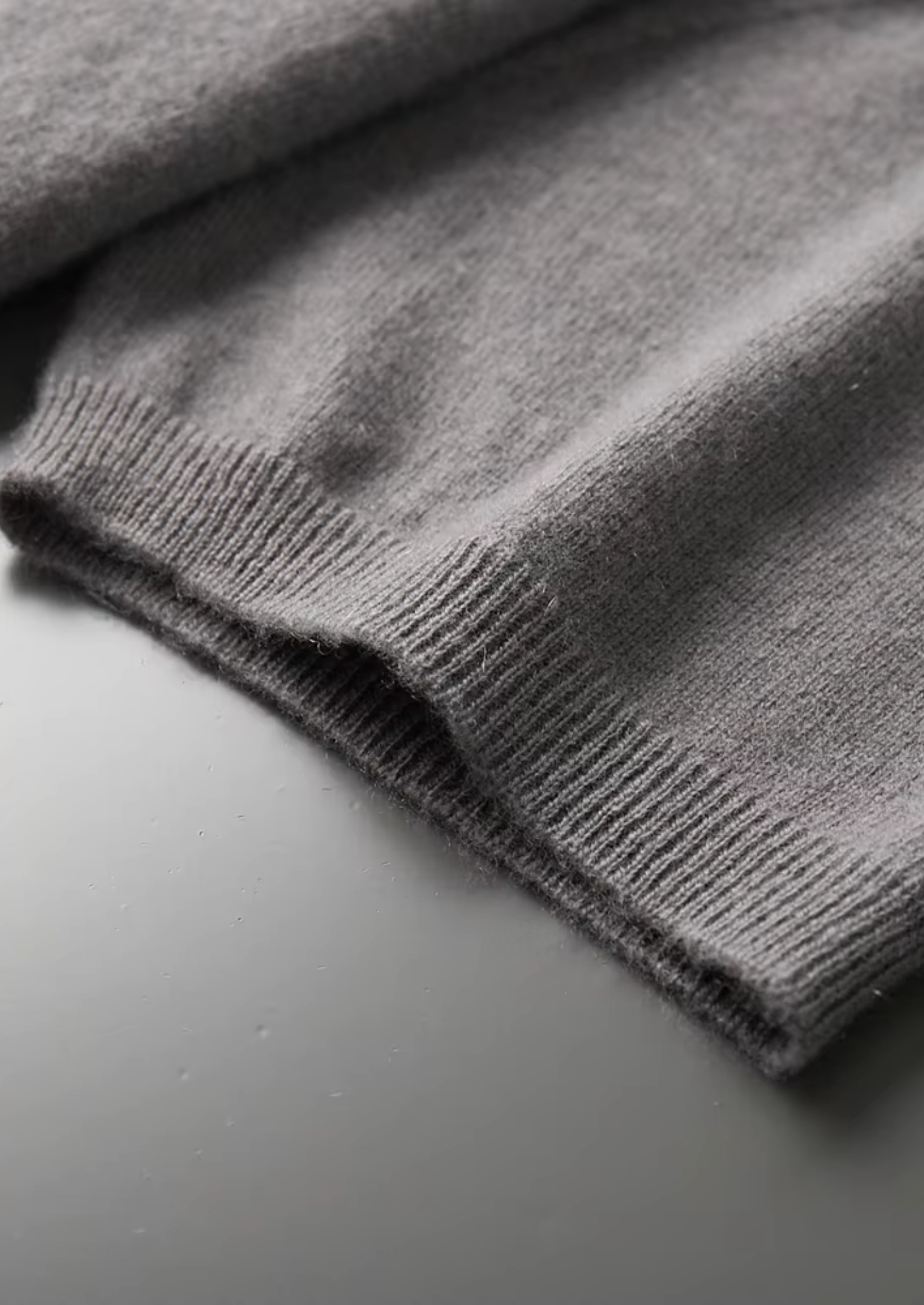 Camiseta Gola Alta em Cashmere Premium
