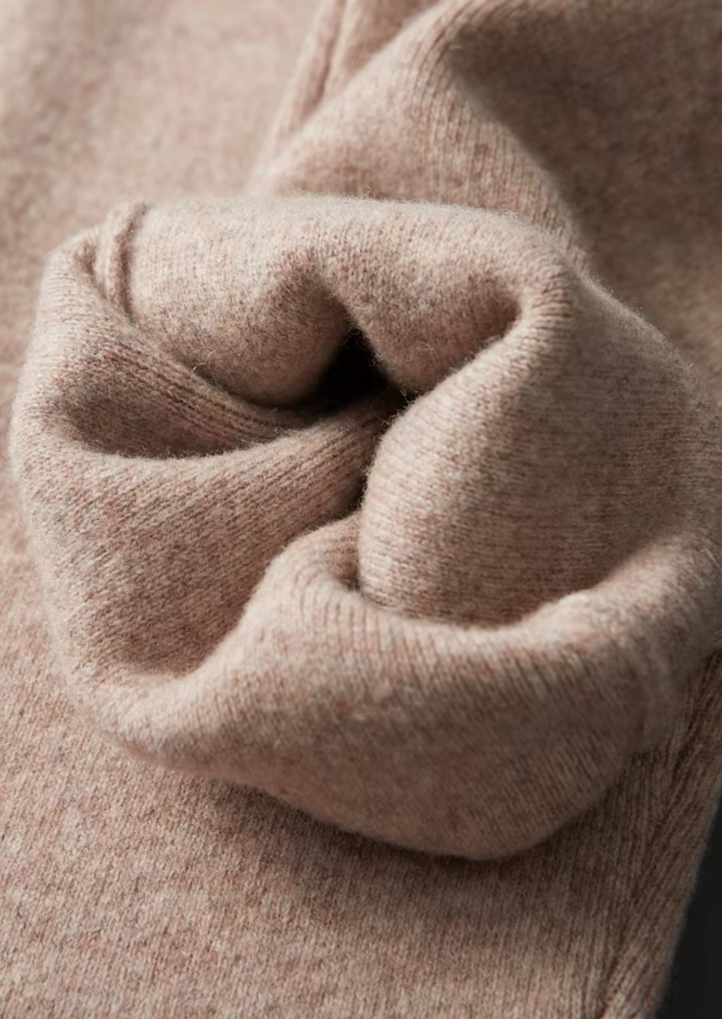 Conjunto Savro Bege em Lã Merino Extrafina Pura
