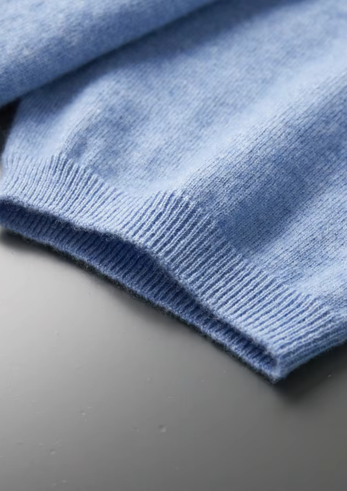 Camiseta Gola Redonda Clássica em Cashmere Premium