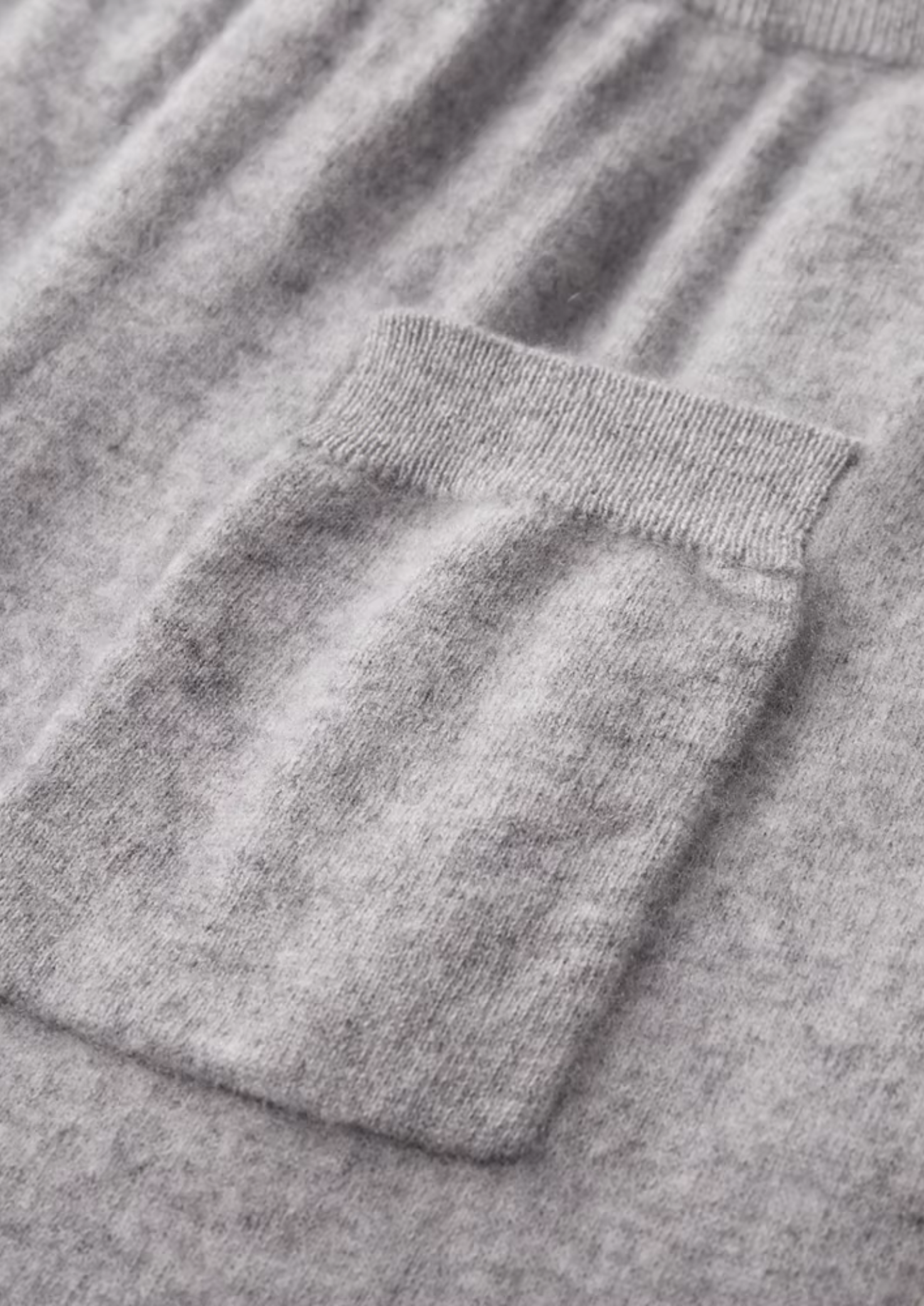 Conjunto Vienna Leisure Cinza Claro em Cashmere Premium