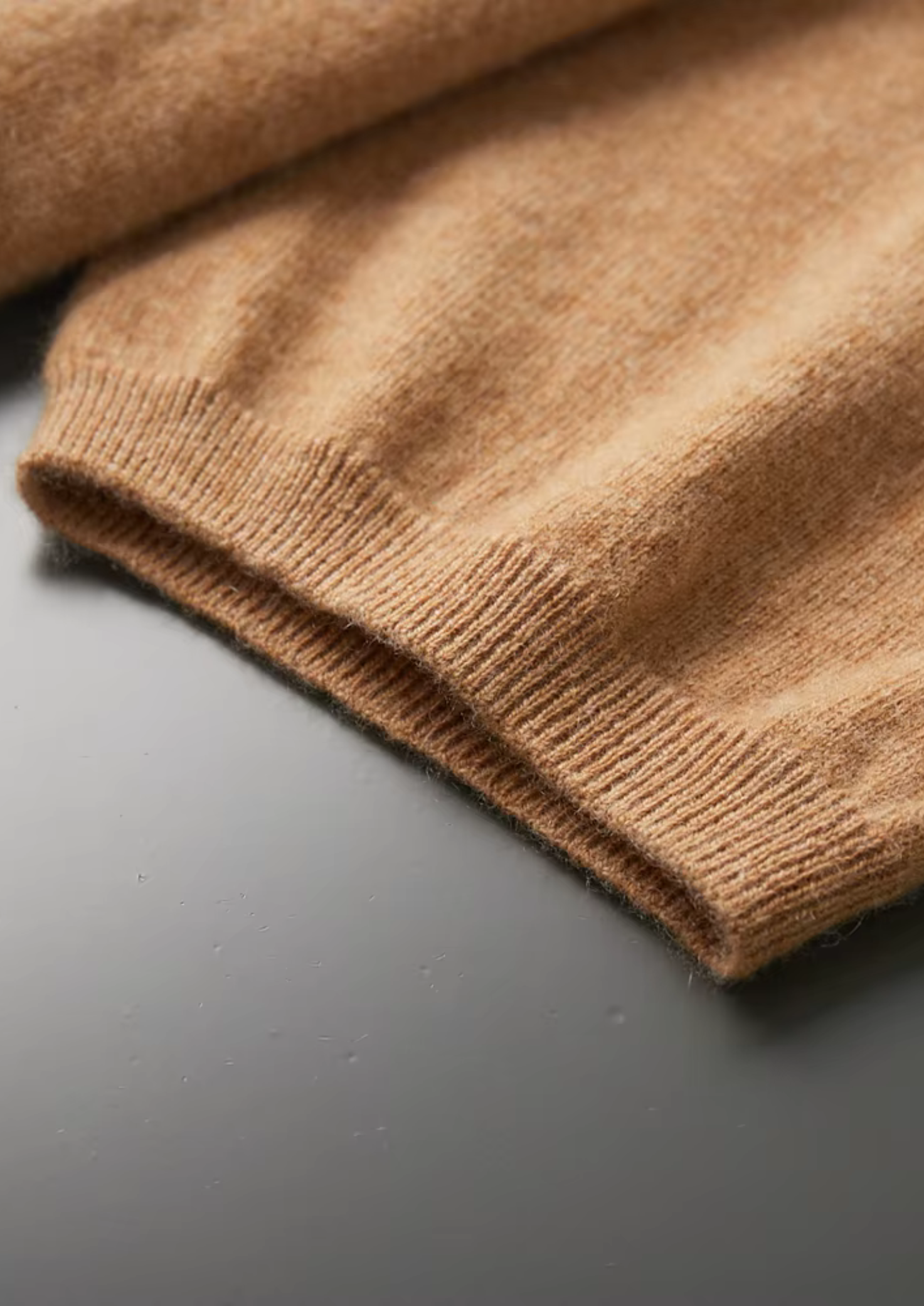 Camiseta Gola Alta em Cashmere Premium