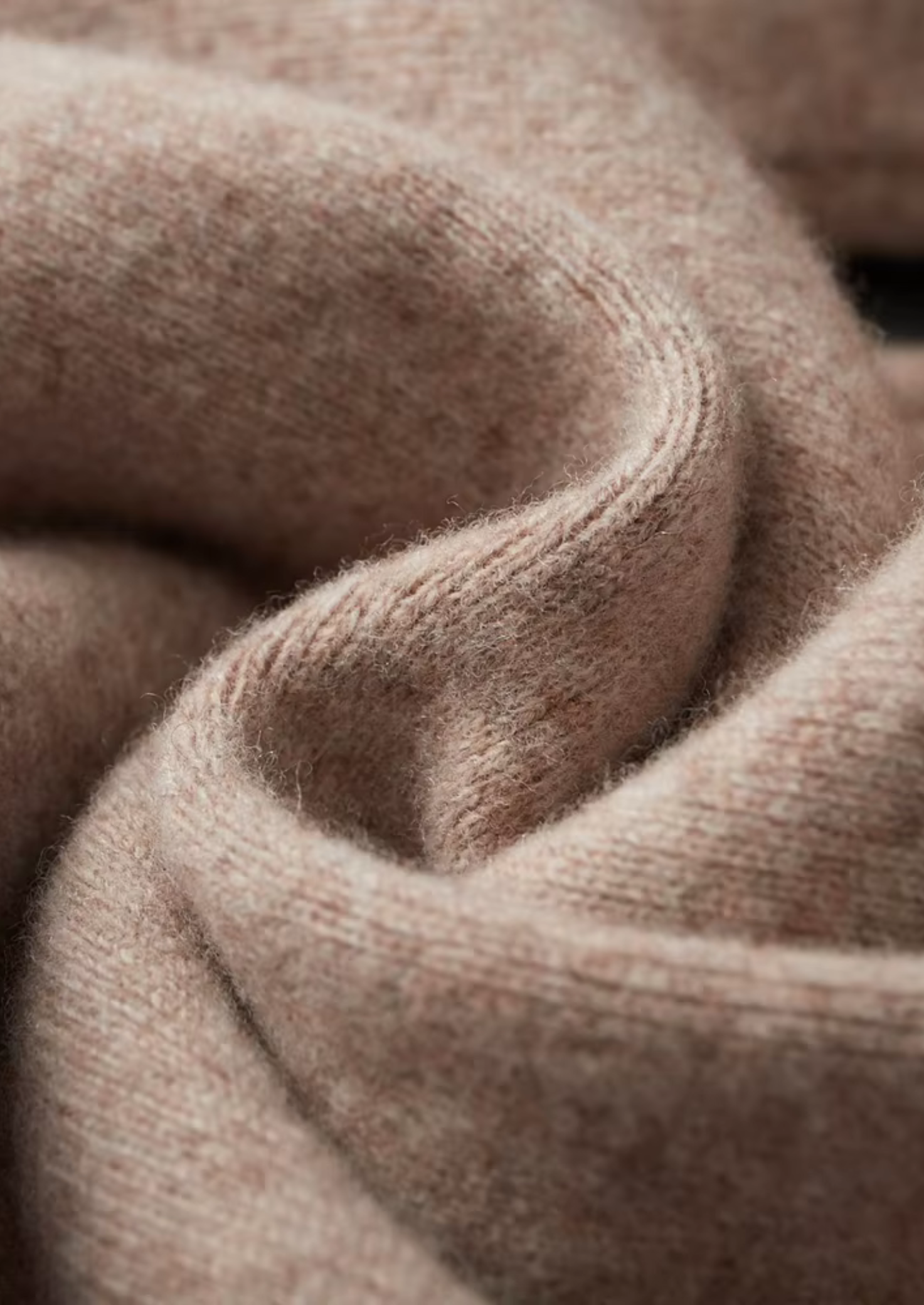 Conjunto Savro Bege em Lã Merino Extrafina Pura