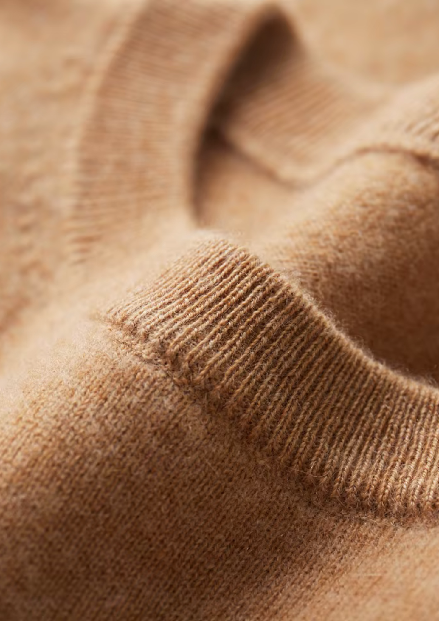 Camiseta Gola Redonda Clássica em Cashmere Premium
