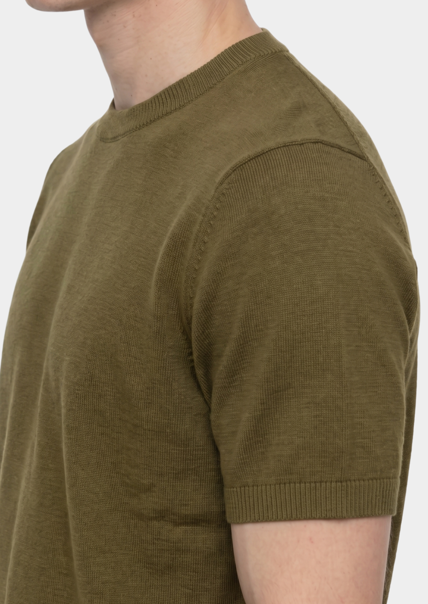 Camiseta Essencial Verde-Oliva de Tricô Gola Careca