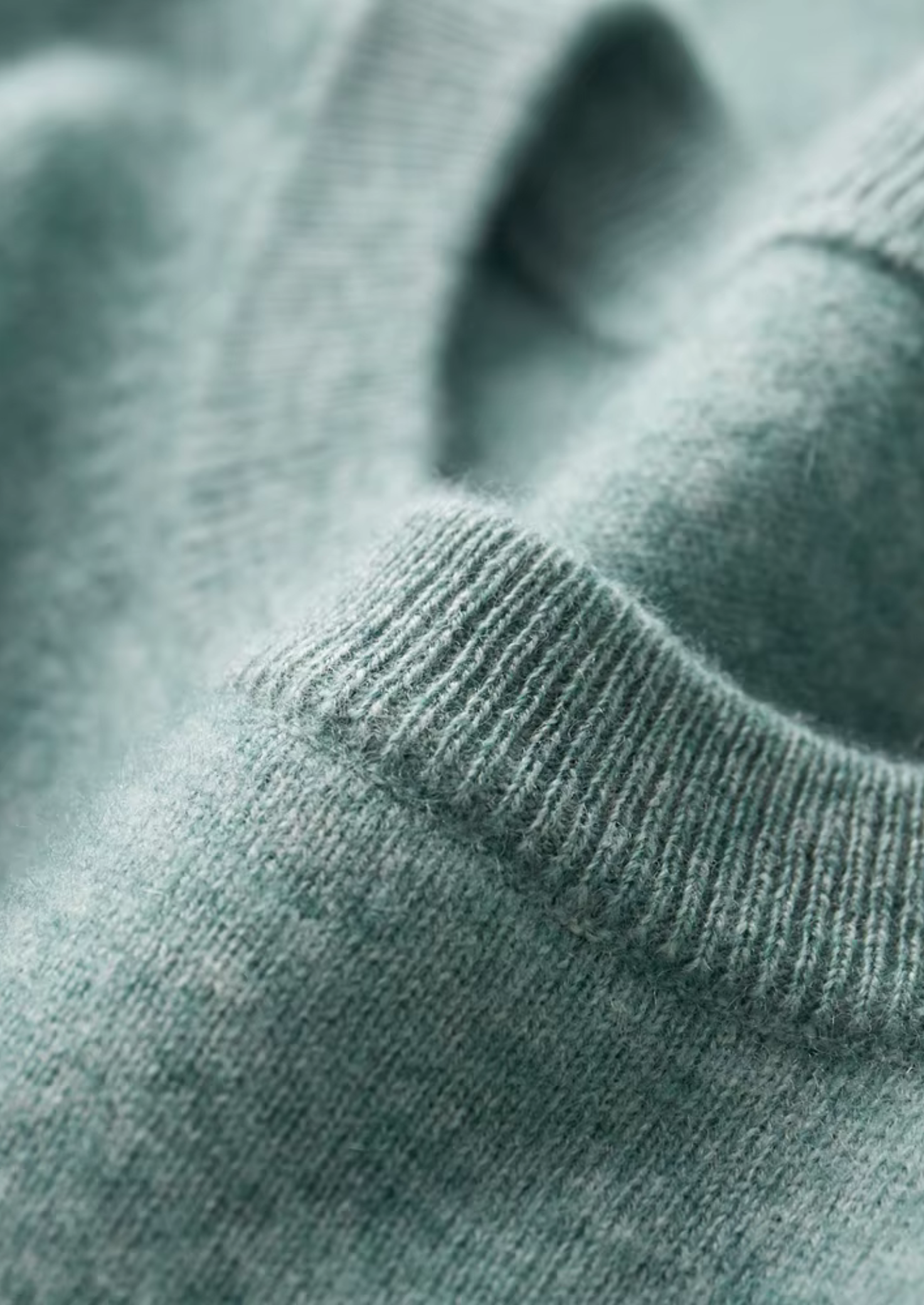 Camiseta Gola Redonda Clássica em Cashmere Premium