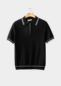 Polo Preta com Textura Ondulada e Zíper