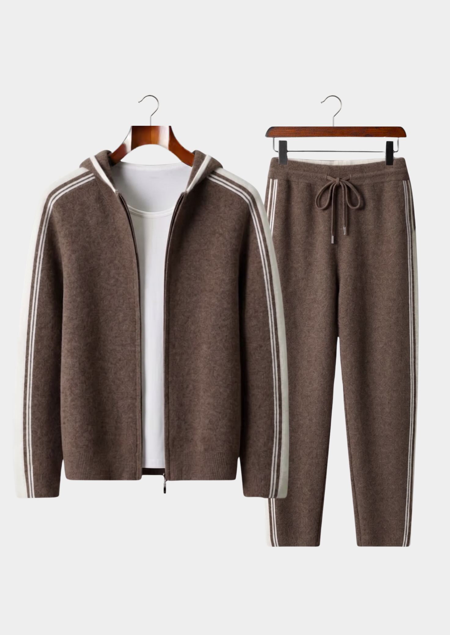 CONJUNTO DAMIEN EM LÃ MERINO PURA EXTRAFINA MOCA ESCURO
