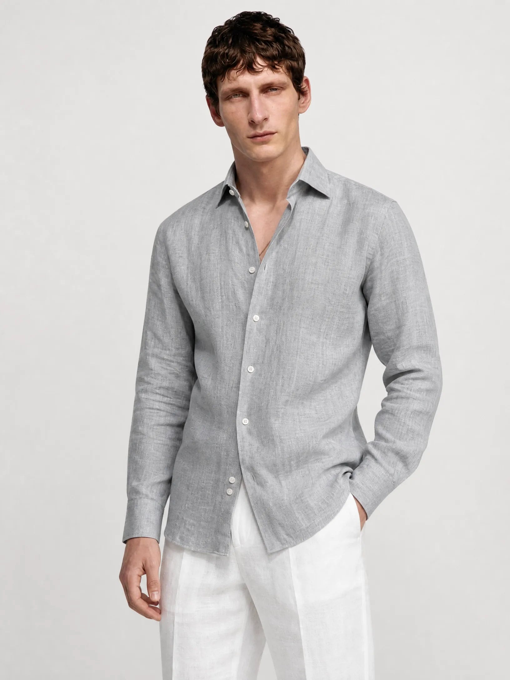 Leonina Linen Shirt — Light Gray
