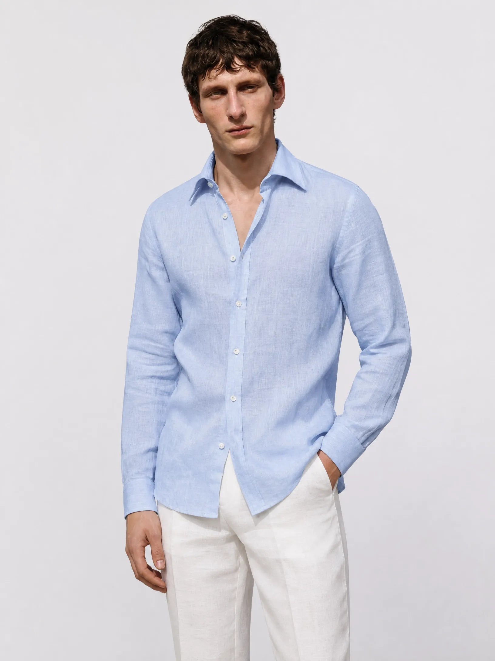 Leonina Linen Shirt — Light Blue